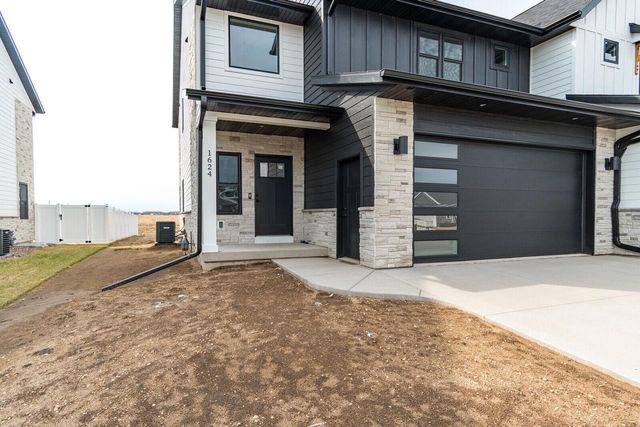 1624 Red Clover STREET, Holmen, WI 54636