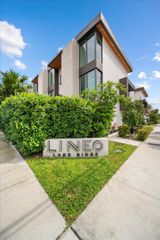 1052 N Victoria Park Road, Fort Lauderdale, FL 33304