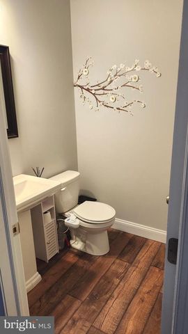 2510 SOMERSET RD, Chambersburg, PA 17202