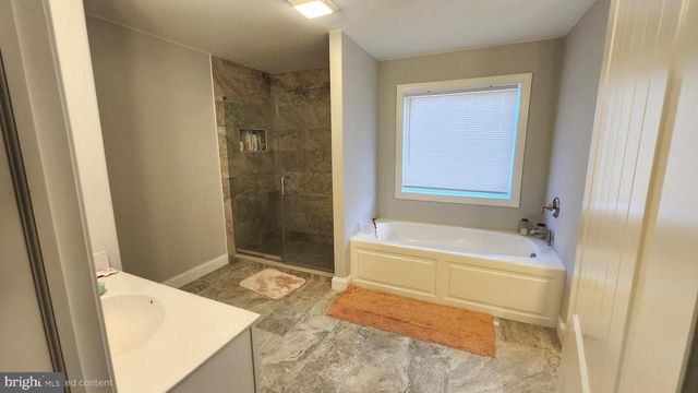 2510 SOMERSET RD, Chambersburg, PA 17202