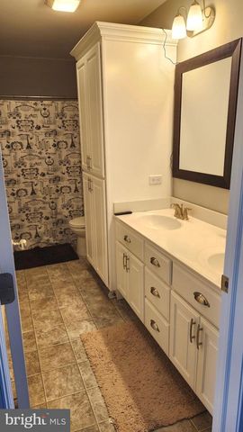 2510 SOMERSET RD, Chambersburg, PA 17202