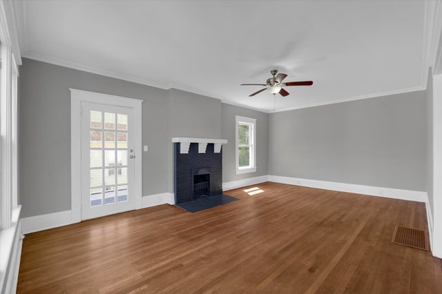 158 Avant Street, Spartanburg, SC 29302
