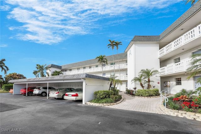 315 Saint Andrews BLVD A32, Naples, FL 34113