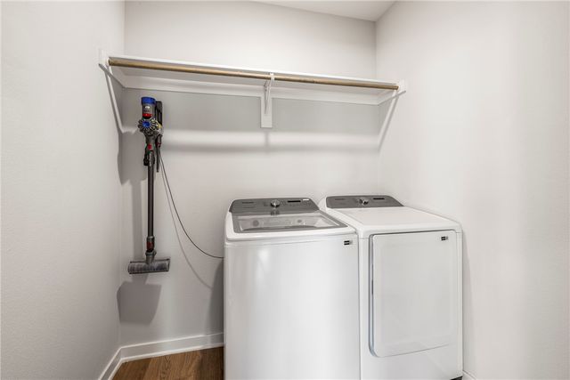 6049 W Quinn Street, Fayetteville, AR 72704