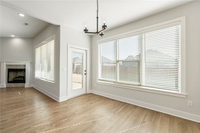 6049 W Quinn Street, Fayetteville, AR 72704