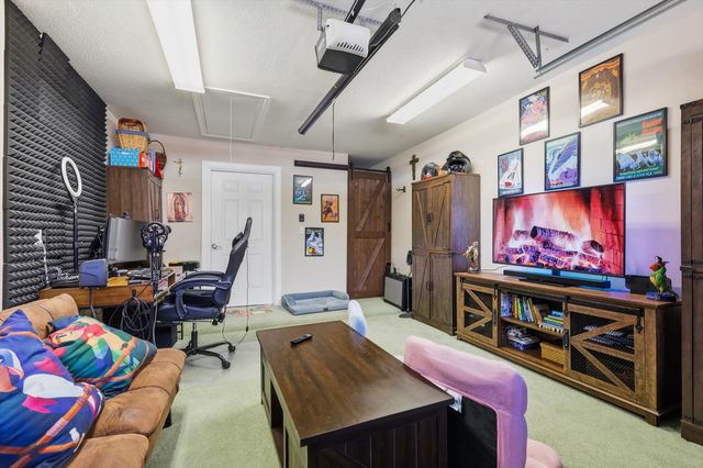 863 Lindbergh Lane, Grand Prairie, TX 75051