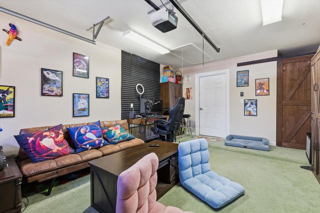 863 Lindbergh Lane, Grand Prairie, TX 75051