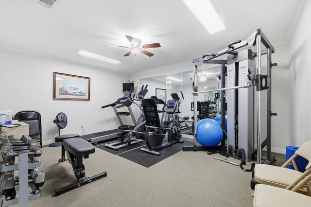 863 Lindbergh Lane, Grand Prairie, TX 75051