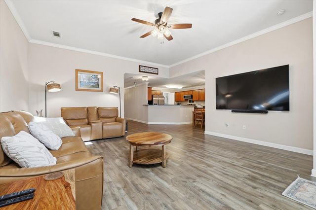 863 Lindbergh Lane, Grand Prairie, TX 75051