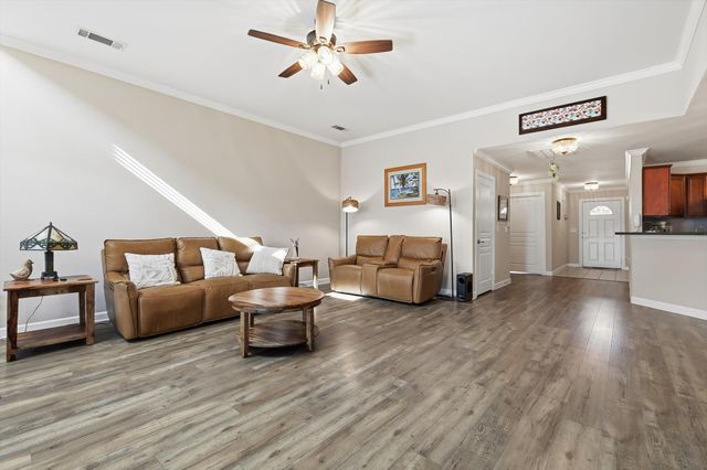 863 Lindbergh Lane, Grand Prairie, TX 75051