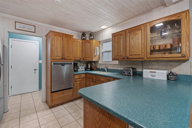 4111 Davis Road, Granbury, TX 76049