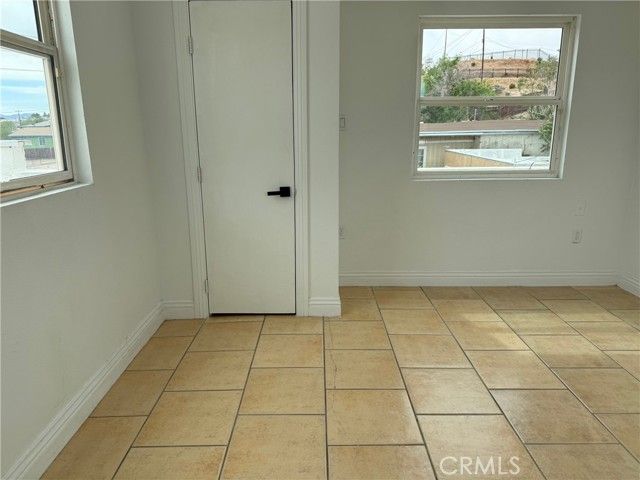 15398 6th, Victorville, CA 92395