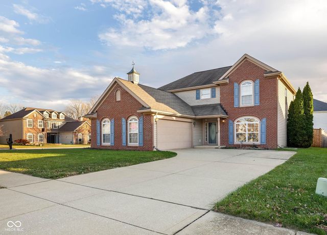 8066 Lawrence Woods Place, Indianapolis, IN 46236