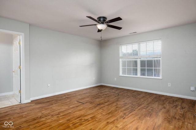 8066 Lawrence Woods Place, Indianapolis, IN 46236