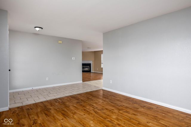 8066 Lawrence Woods Place, Indianapolis, IN 46236