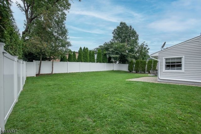 1108 Woodruff St, Woodbridge Twp., NJ 08830