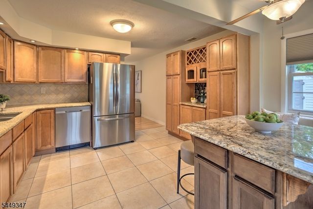 1108 Woodruff St, Woodbridge Twp., NJ 08830