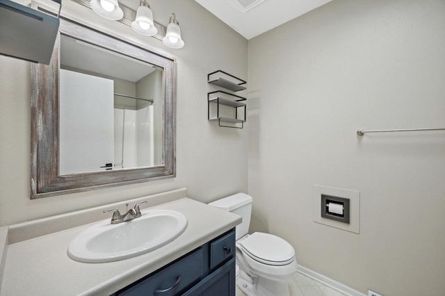 1331 E Maass DRIVE, Oak Creek, WI 53154