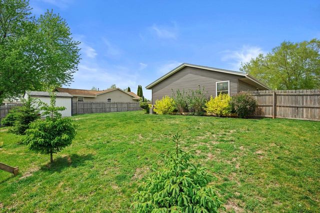 1331 E Maass DRIVE, Oak Creek, WI 53154