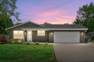 1331 E Maass DRIVE, Oak Creek, WI 53154