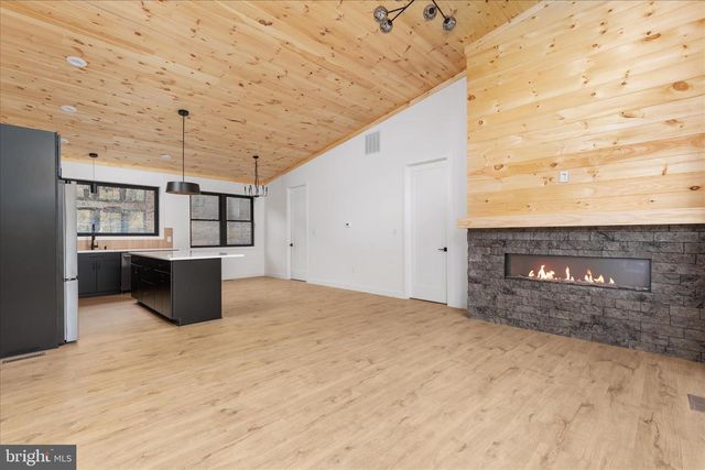 6292 THORNE BOTTOM RD, Lost River, WV 26810