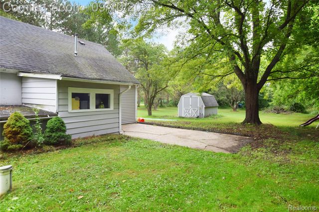 3336 E Pierson Road, Genesee Charter Township, MI 48506