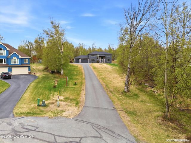 2539 S Evening Fog Circle, Palmer, AK 99645