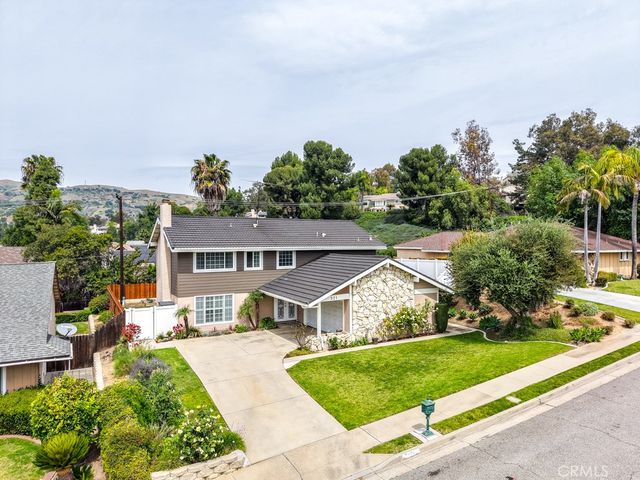 321 Blossom, Brea, CA 92821