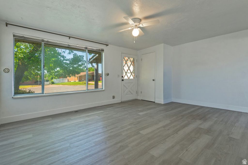 542 W 5225 S, Washington Terrace, UT 84405 — photo 3