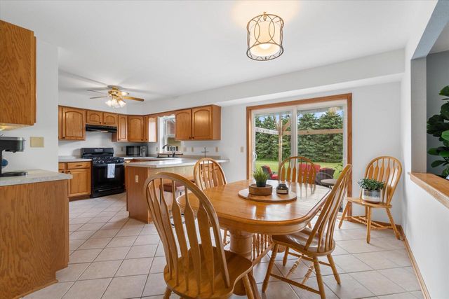 7720 Orchard Valley ROAD, West Bend, WI 53090