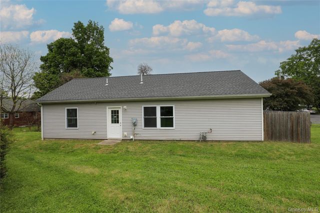 22 Apple Street, Kingston, NY 12401