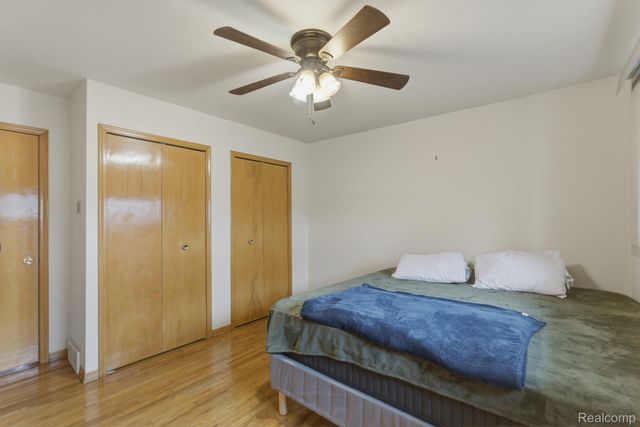 14135 Ivanhoe Drive, Warren, MI 48088