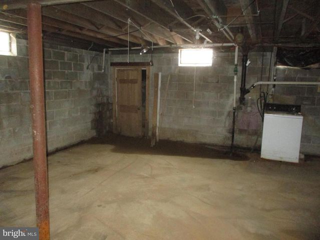 3017 FRENCHTOWN RD, Newark, DE 19702
