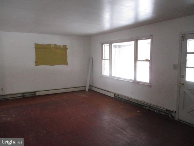 3017 FRENCHTOWN RD, Newark, DE 19702