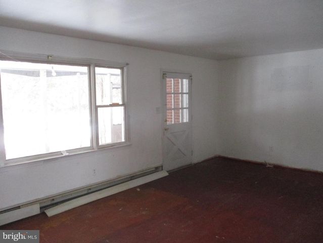 3017 FRENCHTOWN RD, Newark, DE 19702