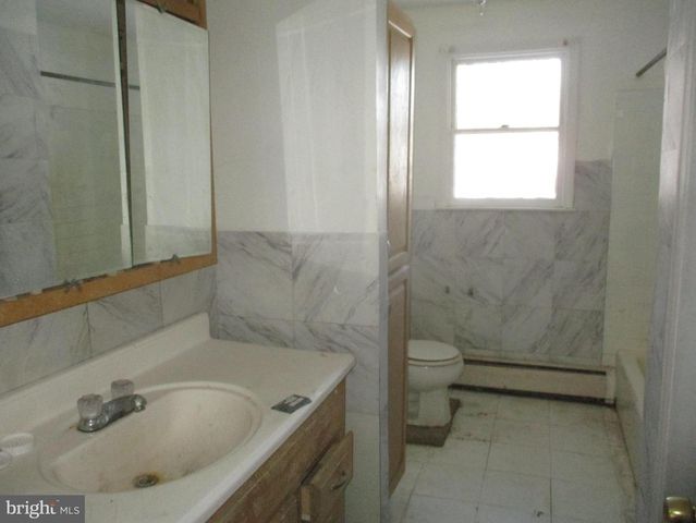 3017 FRENCHTOWN RD, Newark, DE 19702