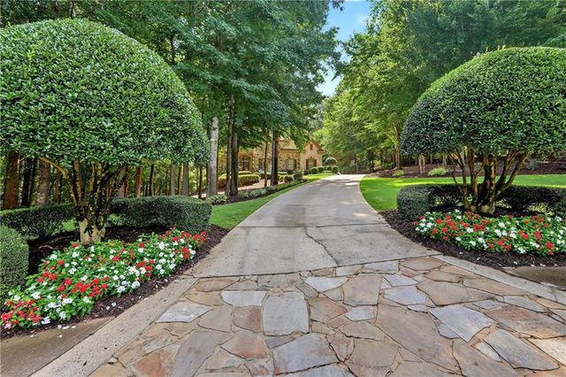 2730 Manor Bridge Drive, Milton, GA 30004