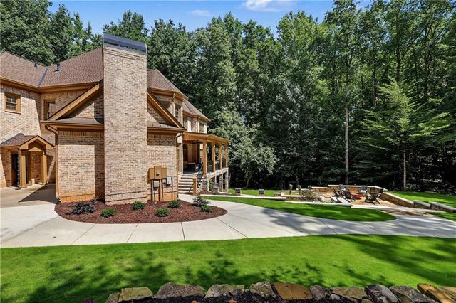 2730 Manor Bridge Drive, Milton, GA 30004