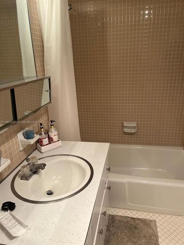 322 N Federal Hwy 233, Deerfield Beach, FL 33441