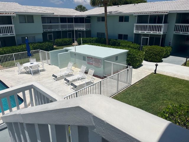 322 N Federal Hwy 233, Deerfield Beach, FL 33441