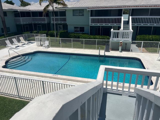 322 N Federal Hwy 233, Deerfield Beach, FL 33441