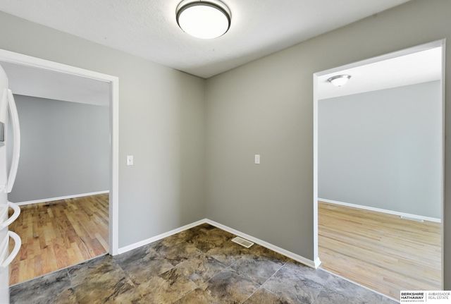9634 Spaulding Street, Omaha, NE 68134