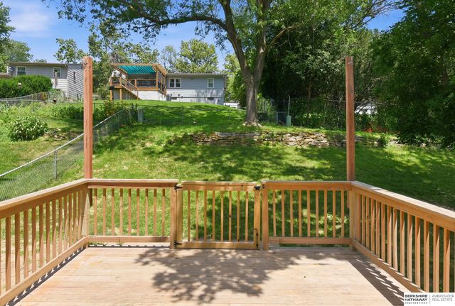 9634 Spaulding Street, Omaha, NE 68134