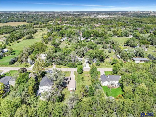 835 W Burnham Street, Lincoln, NE 68522