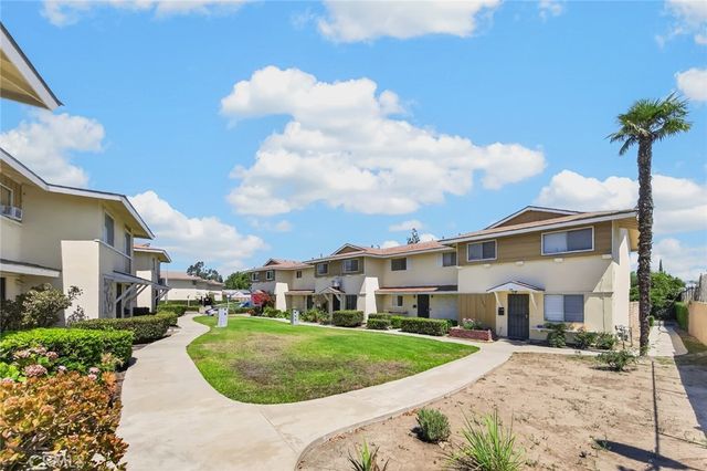 1540 Greenport Avenue B, Rowland Heights, CA 91748