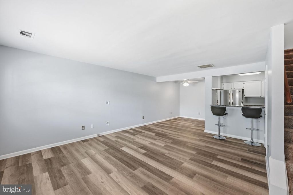 Image 9 of property listing at 11456 FRUITWOOD WAY #95, Germantown, MD 20876