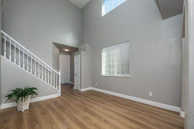 8271 Shay Cir, Stockton, CA 95212