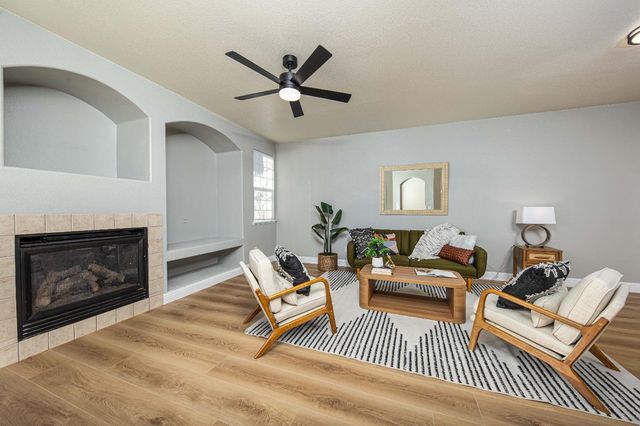 8271 Shay Cir, Stockton, CA 95212