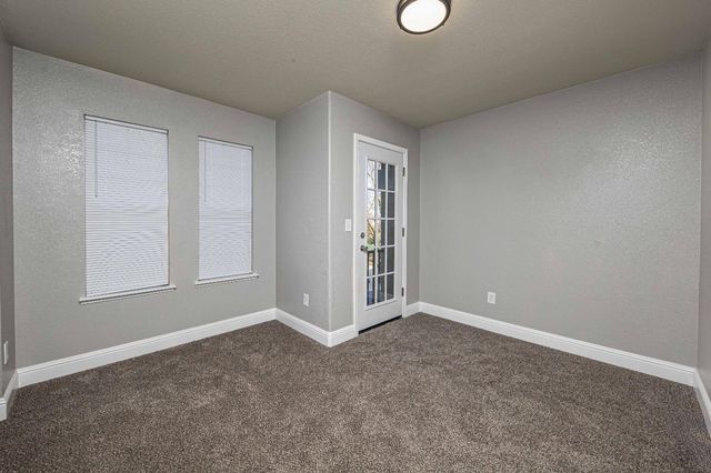 8271 Shay Cir, Stockton, CA 95212