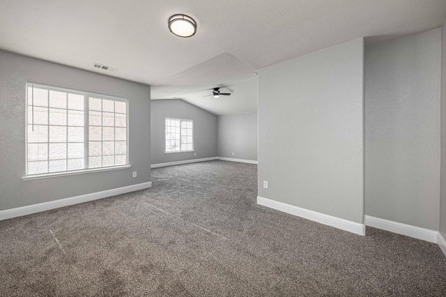 8271 Shay Cir, Stockton, CA 95212